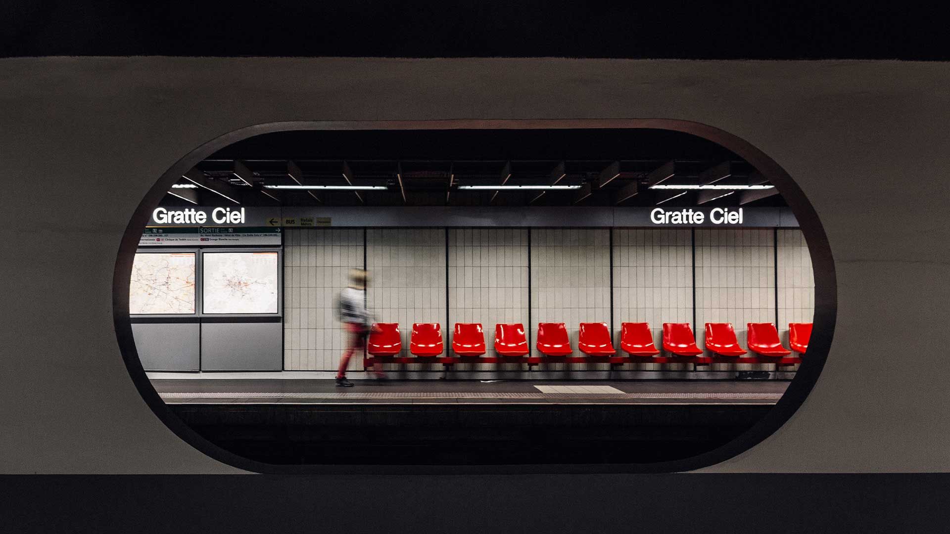 Photographie d'une station de métro à Lyon