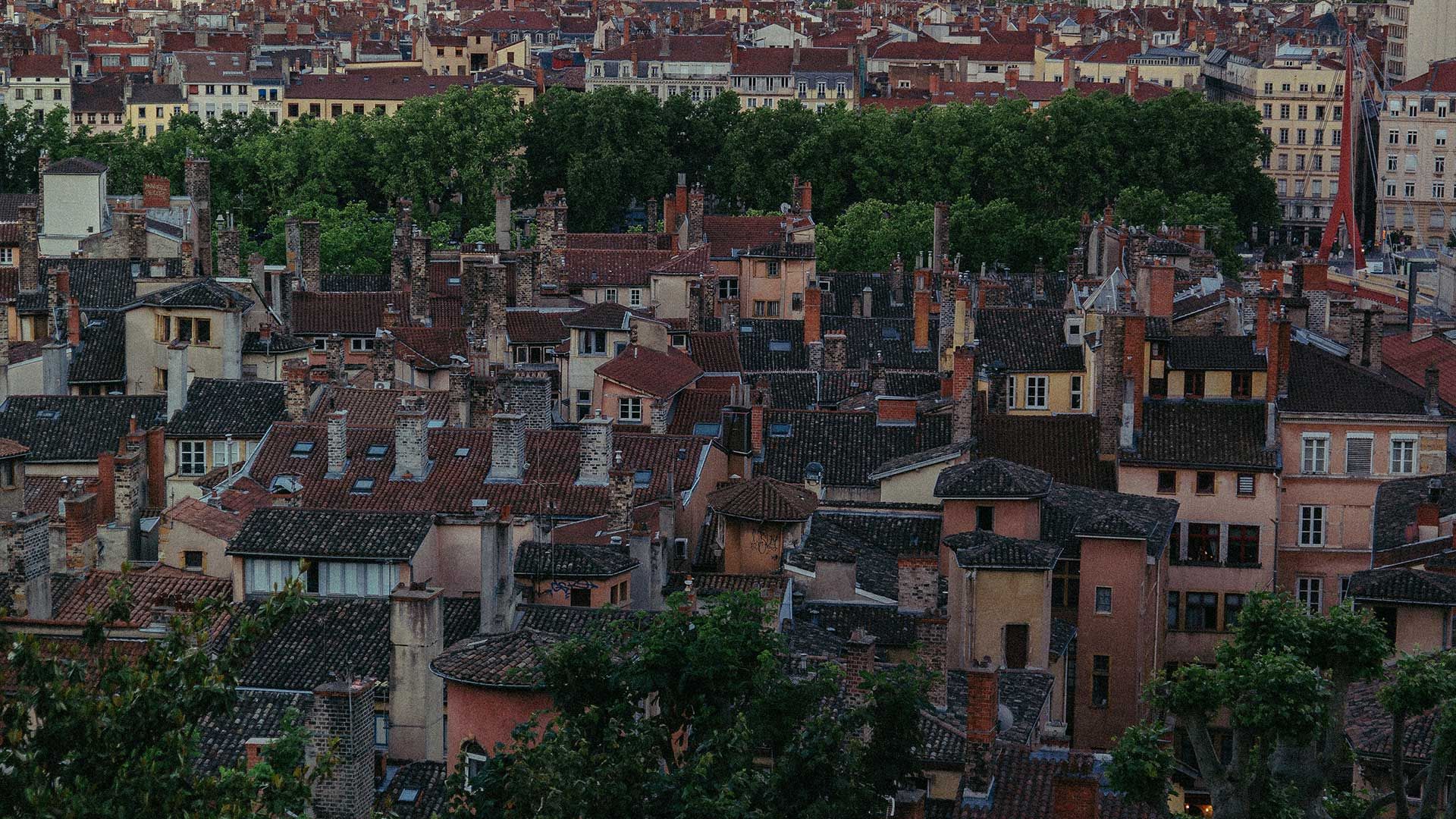 Photographie large de la ville à Lyon